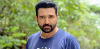 Romanch Mehta says Ganpati Darshan in Amsterdam gave him 'solace & peace'