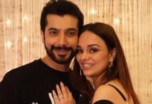 Sharad Malhotra participates in Ganesha Visarjan with wife Ripci Bhatia