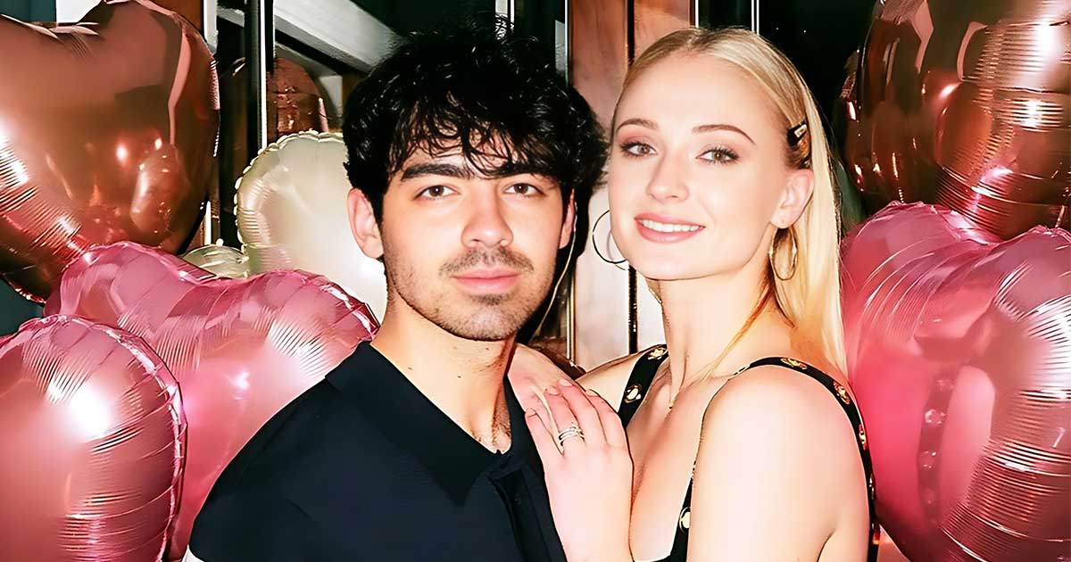 Sophie Turner Kisses New Man amid Divorce from Joe Jonas