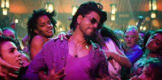 SRK fans pour milk on his ‘Jawan’ cut-out in Hyderabad theatre, say ‘Shah Rukh zindabad'
