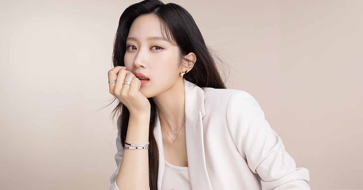 Moon Ka-young Slips Into A See-through Ensemble Exposing Her Toned Body In A Bra & Later Into A Red Corset Dress, Giving A Sneak Peek Of Her Busty Assets - She Really Is A ‘True Beauty’