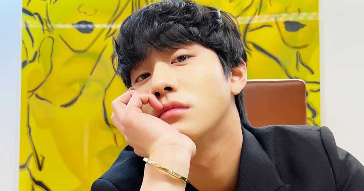 'A Time Called You Fame' Impresses Netizens With 'Timeless Handsomeness' As His High School Photos Go Viral, Check Here!