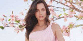 Ana De Armas Once Sizzled Her Way Out Going Braless Flaunting Envious Curves In Knitted Co-Ord Set - Check Out S*xy Look!