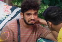 Bigg Boss 17: Munawar Faruqui Breaks Down As He Talks About His Ex-Wife & ‘Missing’ His 5-Year-Old Son, Netizens React “Sympathy Card Activated” Bigg Boss 17: Munawar Faruqui Breaks Silence On Missing His 5-Year-Old Son & Talks About Ex-Wife