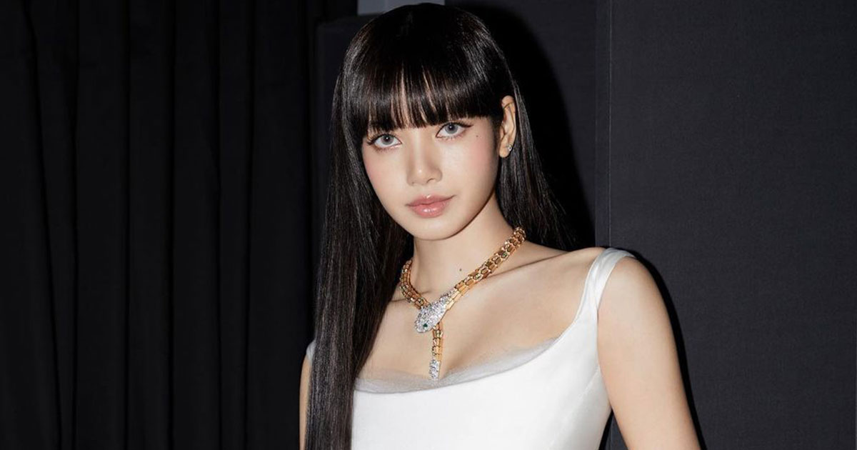 BLACKPINK Lisa's Luxurious Villa Is Filled With Interior Items Like Sofa For $59,025, TV Worth $44,960 & More!