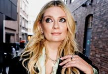 Mischa Barton hasn't fully recovered from teenage 'trauma'