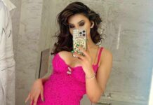 Urvashi Rautela Sparks Loses Her ‘24-Carat Real Gold iPhone’ During India Vs Pak World Cup Match, Gets Trolled