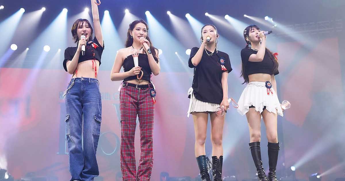 When Red Velvet Touched Down In North Korea For A Special Concert & Received The Loudest Cheers From The Audience