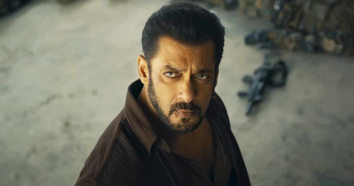 Despite Charging 100 Crore Fees For Tiger 3 Salman Khan Wears Torn Shoes At An Event – Check Out!