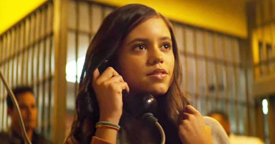 &lsquo;You&rsquo; Cast Salary Revealed: From Penn Badgley To Jenna Ortega, Victoria