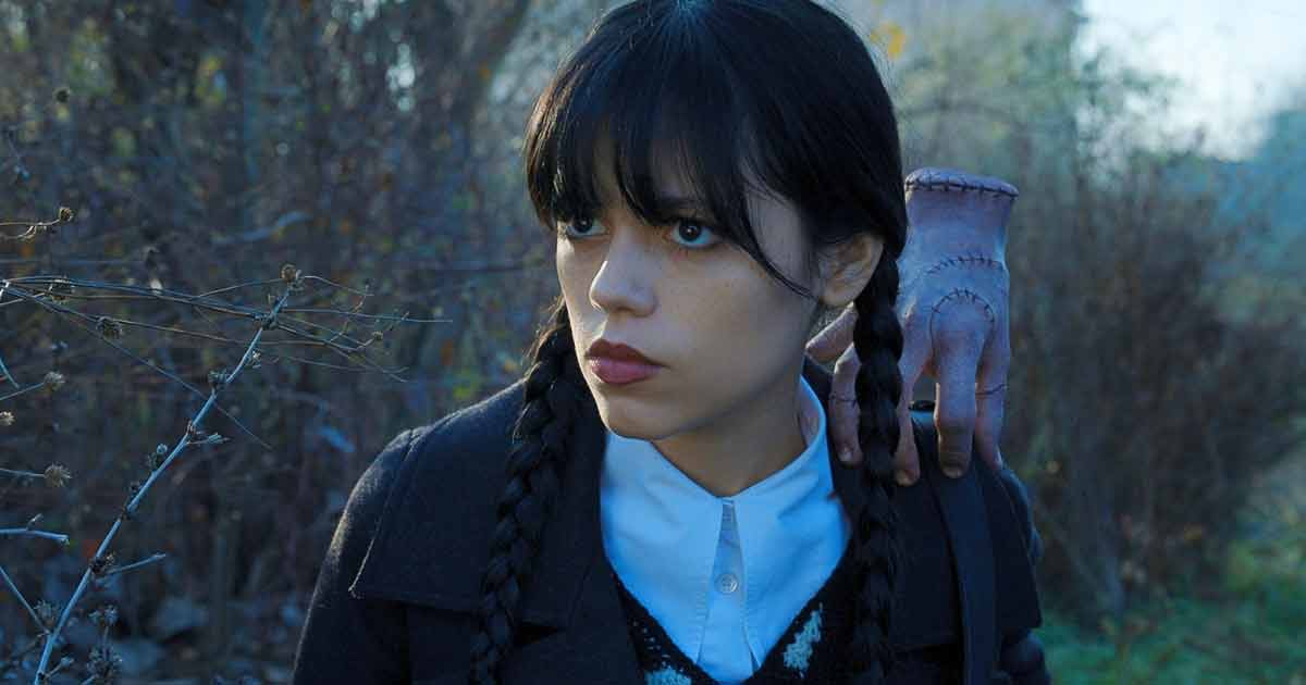 Jenna Ortega, Jeremy Renner & More Are The Top-10 Most Popular Celebs According To Google Trends