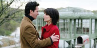 Keanu Reeves Once Called Kissing Sandra Bullock The Most Memorable Part of Shooting the Lake House!