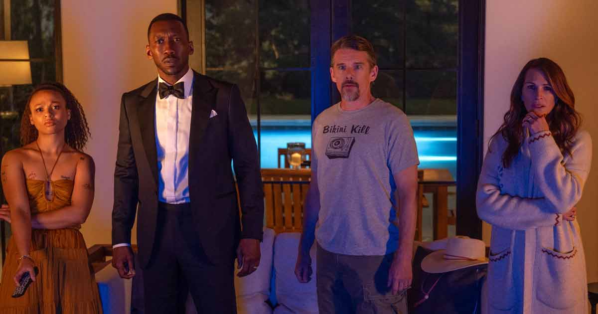 Leave the World Behind Movie Review: The World Falls Apart But We All Just Want To Watch “Friend” In This New Netflix’s Thriller