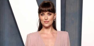 Dakota Johnson Looked Gorgeous In A Glamorous Gucci Gown
