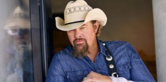 Toby Keith dies at 62 after battling stomach cancer