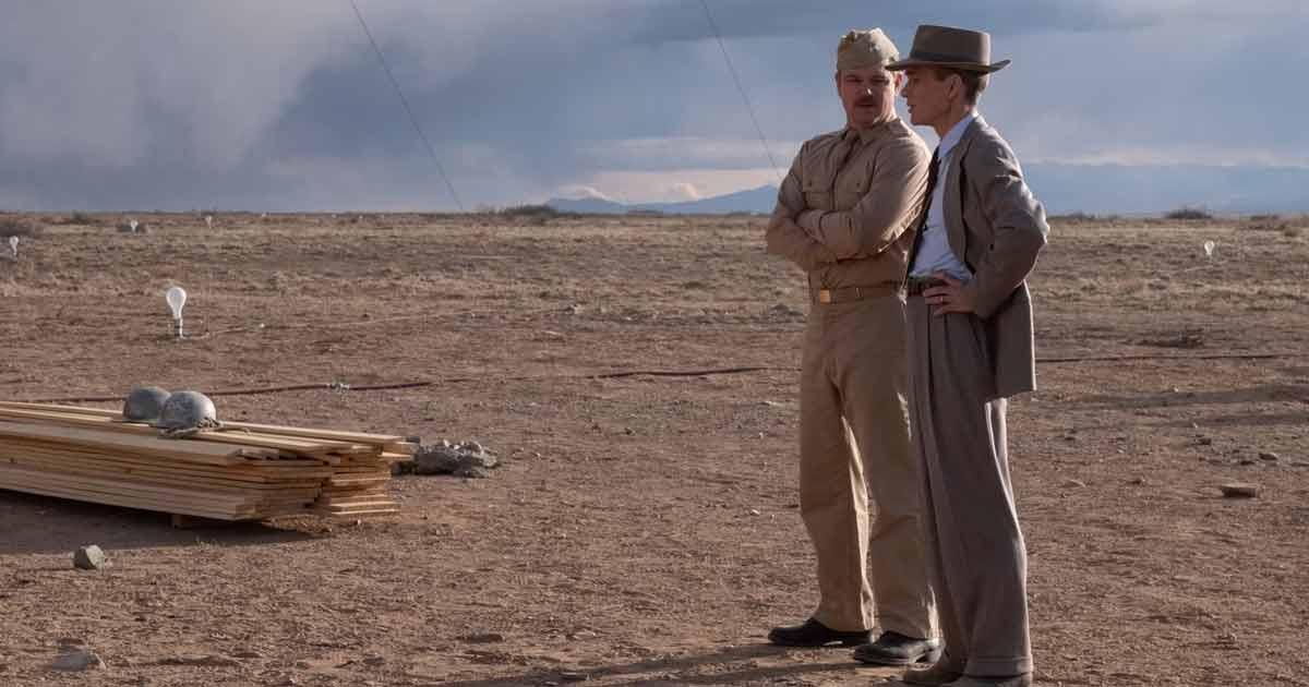 5 Reasons To watch Christopher Nolan's Directorial.