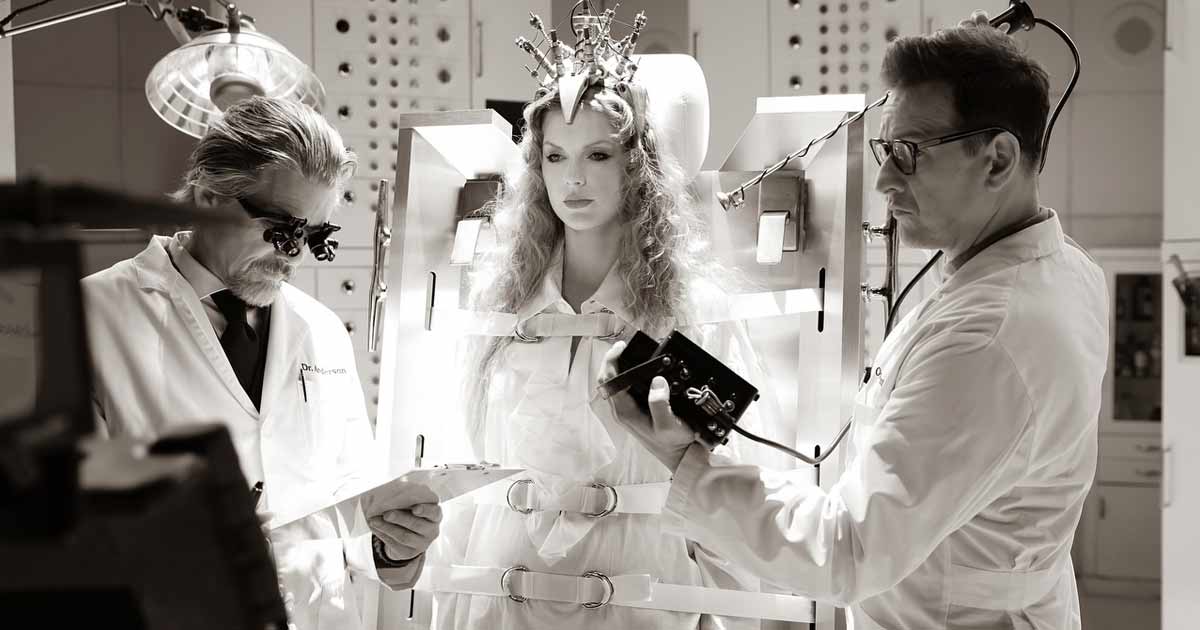 Taylor Swift Marks Reunion Of ‘Dead Poets Society’ Stars Ethan Hawke & Josh Charles After 35 Years For A Surprise Cameo, Netizens Celebrate: "Welcome Back Dead Poets”!