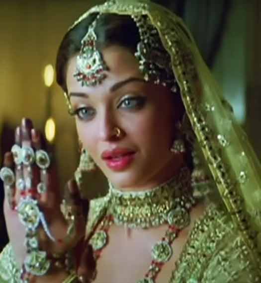 6 Bollywood Actress Who Impressed with Their Performances as 'Tawaifs' Before Manisha Koirala and Sonakshi Sinha in Heeramandi