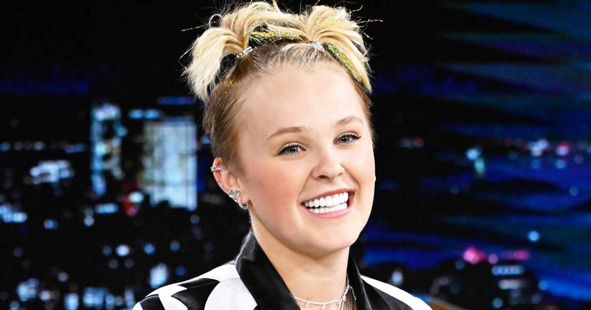 JoJo Siwas Reacts To The Viral SNL Sketch Poking Fun At Her New Look