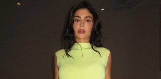Internet Reacts After Kylie Jenner Shares Feet Holding Pic With BFF Stassie Karanikolaou: "That Is Weird AF"