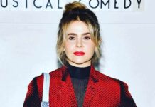 Mae Whitman Announces Pregnancy Alongside Her 'Parenthood' Co-Stars