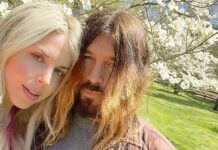 Billy Ray Cyrus Accuses Estranged Wife Firerose Of Unauthorized Credit Card Use Worth $96k