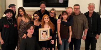 Modern Family Cast, Including Ty Burrell And Jesse Tyler Ferguson Have Reunited For New Whatsapp Commercial