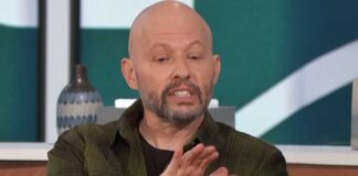 Two & A Half Men Star Jon Cyer Says Andrew McCarthy Was A "d*ck" On 'Pretty In Pink' Set.
