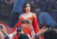 Follow Kar Lo Yaar Review