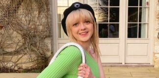 Maisie Williams had to film a topless scene for Pistol