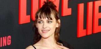 Kristen Stewart was asked not to hold hands with her girlfriend