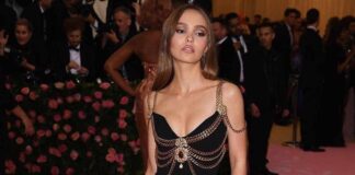 Does Lily-Rose Depp want to stay away from fame?