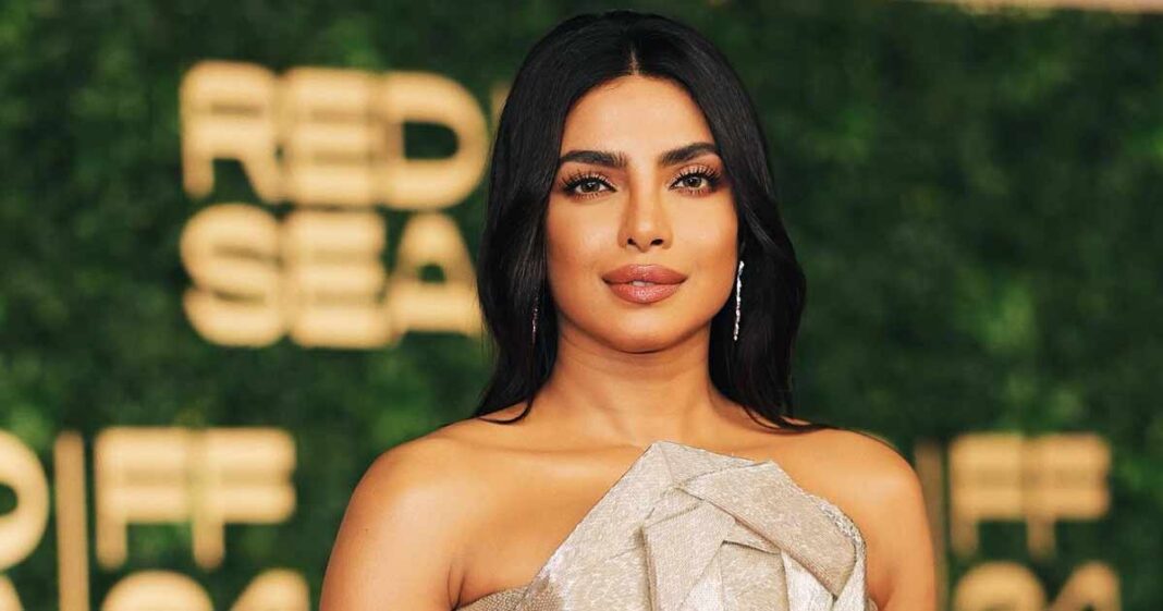 When Priyanka Chopra’s Mom Scolded Her During Aitraaz Era For This