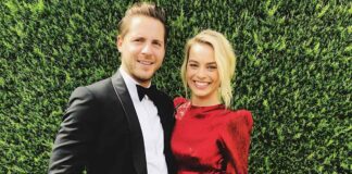 Revisiting Margot Robbie & Tom Ackerley’s Hilarious 2023 Gotham Awards Red Carpet Moment