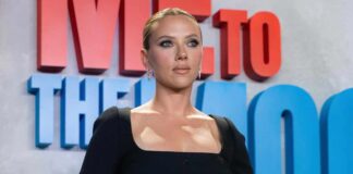 Which outrageous rumor did Scarlett Johansson crush?
