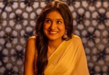 Aashi Tripathi Rang Daaro