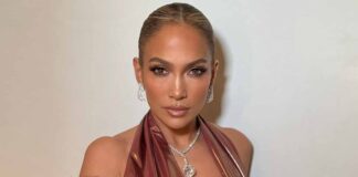 Which movie is Jennifer Lopez’s favorite rom-com?