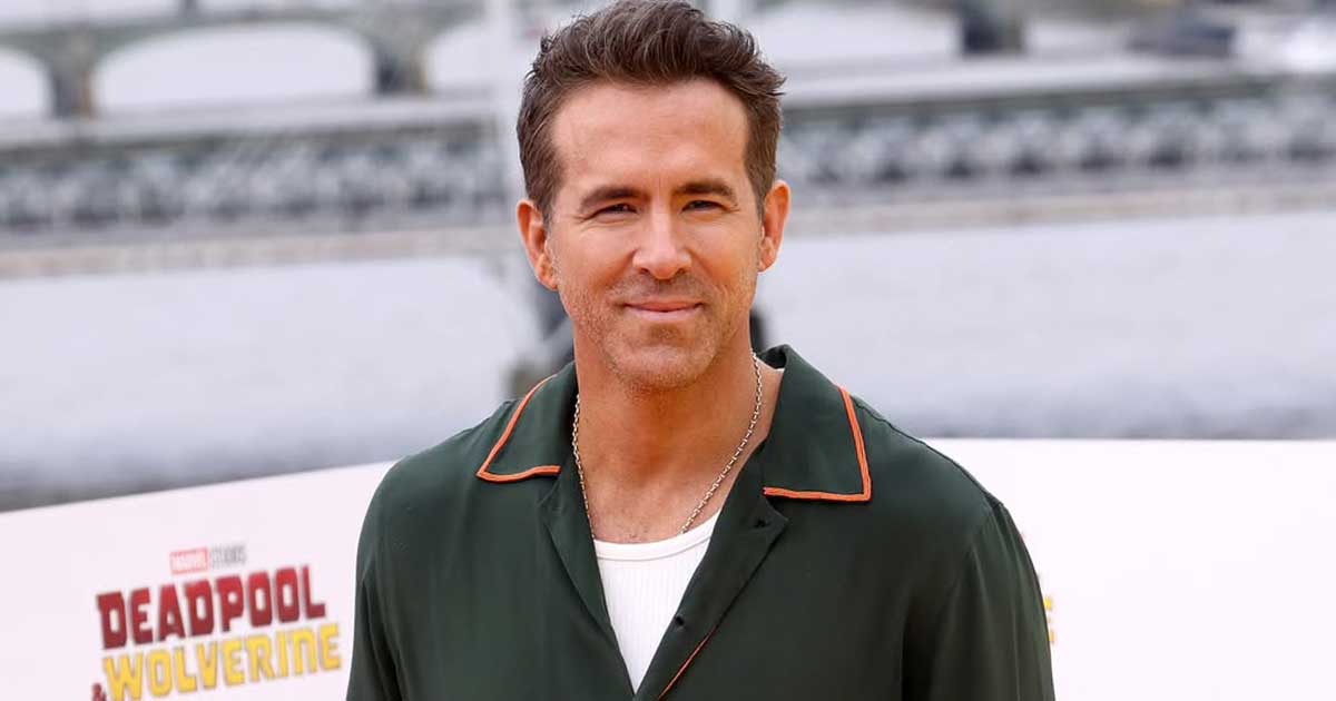 Ryan Reynolds Paying Writers