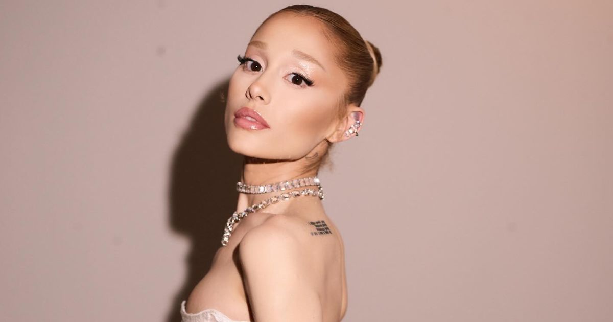 Ariana Grande Loves This Iconic Anime So A lot, She Bought It Tattooed On Her Arm! Ariana Grande Loves This Iconic Anime So A lot, She Bought It Tattooed On Her Arm!
