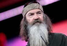 Phil Robertson Appears In Scenes From Duck Dynasty, The Blind, And Torchbearer