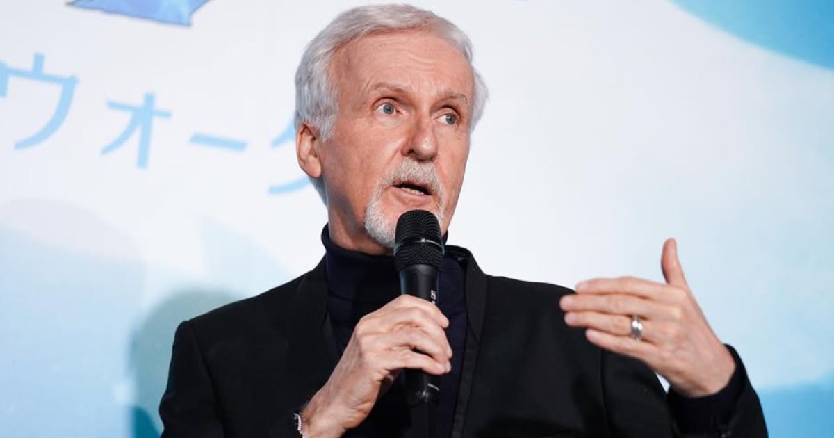 How did James Cameron rock his Aliens pitch?