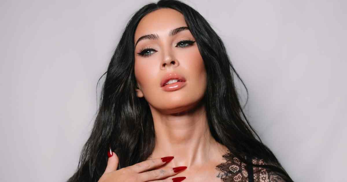 Megan Fox’s Thumbs Spark On-line Obsession—Right here’s How The Actress Reacted To The Viral Curiosity Megan Fox’s Thumbs Spark On-line Obsession—Right here’s How The Actress Reacted To The Viral Curiosity