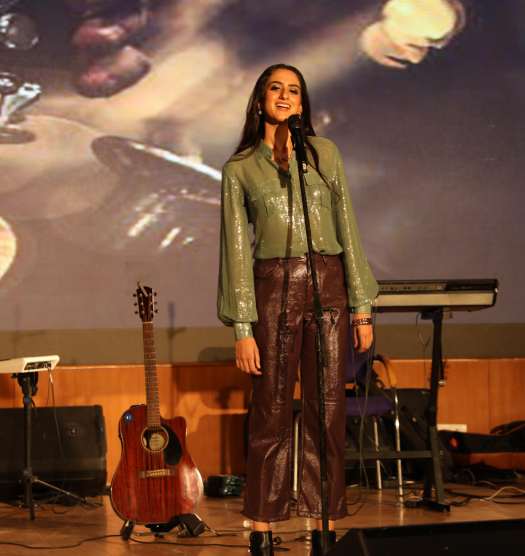 An Insight Into Apurva Chauhan’s Glitterati Campus Tour!