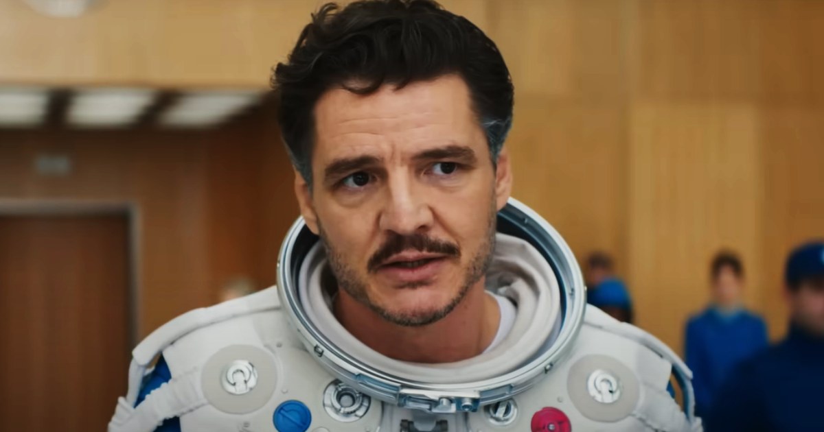 How Pedro Pascal Became the Internet’s Favorite Father Figure Without Ever Having Kids