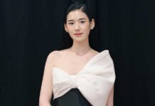 Nipple Tape Slip: Jung Eun-Chae Suffers Red Carpet Glitch at Blue Dragon Series Awards 2025