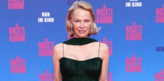 Here’s What Pamela Anderson Said About Her Role In The Naked Gun!