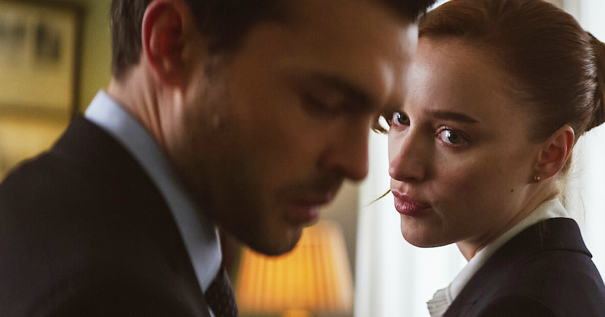 Alden Ehrenreich Netflix Movie Fair Play Scored 86% Before His Rise With Weapons