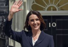 Julie Delpy & Suranne Jones Shine in Netflix’s Hostage, Debuting Strong at 88% on Rotten Tomatoes