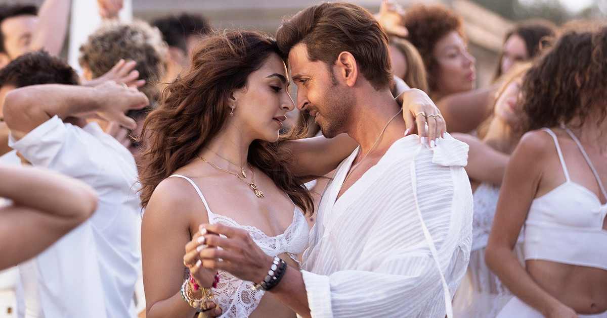 War 2 Box Office Day 1 Advance Booking (1 Day To Go): Beats Pre-Sales Of Housefull 5 & Saiyaara