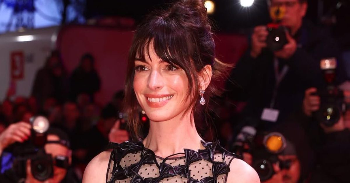 Anne Hathaway Once Admitted She Couldn’t Pull Off Angelina Jolie-Style Movie Kisses